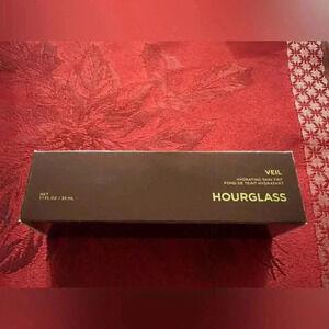 Hourglass Veil Hydrating Skin Tint Foundation - SHADE 18 - 1.1 oz / 35mL NEW